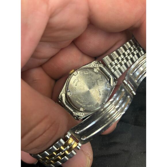 Seiko 7N83-0011 2-Tone Day/Date Womens Watch! New Battery! - Picture 9 of 9